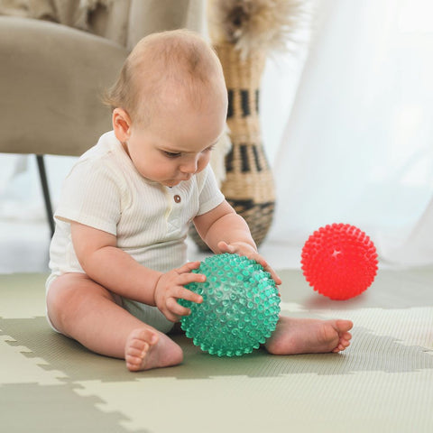 Edushape Scented Sensory Ball (Various colours). Strawberry & Vanilla Scents.